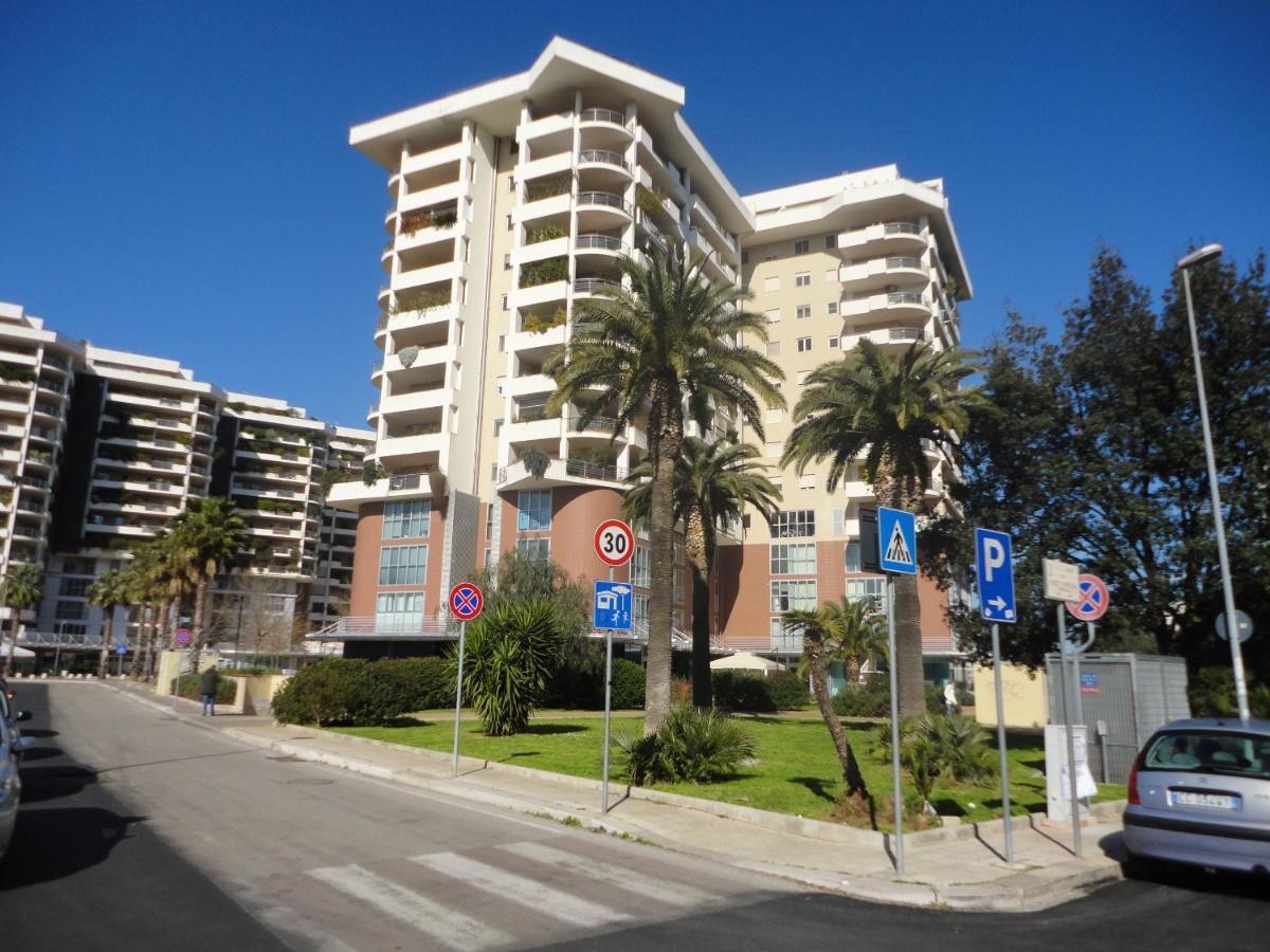 Rosalba Residence Bari Exterior foto